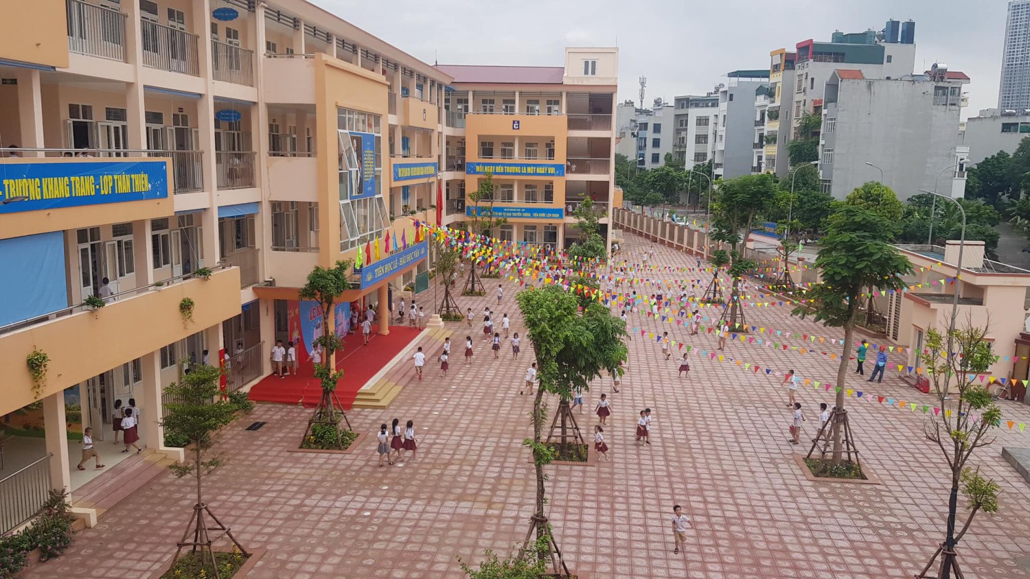Trường Tiểu học La Khê